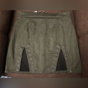 New! Aliwendy Green Faux Suede Mini Skirt